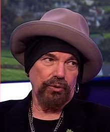 Watching the Cowboys is like watching Billy Bob Thornton wear hats. It’s hard to watch and difficult to comprehend how we got here.