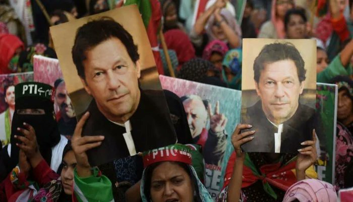 MarcelaErcia's tweet photo. 🏏#PTI_Lovers
💯#BestPromotion
@AminChaudhry12
@SarfarazAhemed
@AhemedCaptain
@DOCTOMR999
@MusaratQasim
@shayezakhan
@Soraya6147
@Ms_Haider1
@Jann064 @6Jan11
@ItsRiza23
@Lea_Dhai
@Msaqb9
@MYK_63
@IK151 @908ii_
@V13lula
@N_az24
@4_4mir
@Ghz97
@afshi0
@Fat9T
@Zia1O
@_1rha
@bnte_
@fhm_h9
@Staniss0
👉@MarcelaErcia