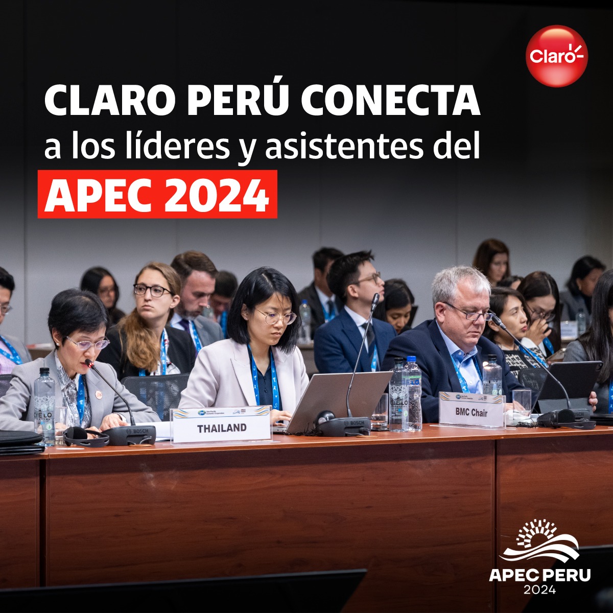 MarciaTBE's tweet photo. 🌐 Líderes políticos y empresariales de APEC usan el servicio integral de conectividad de Claro Perú 🌏Nos enorgullece poder conectar a los asistentes al Foro de Cooperación Económica Asia-Pacífico (APEC) 2024 que se viene realizando en Lima. Conoce más 👉 https://t.co/ybdHLlOfPA https://t.co/6lHuNY4oWB
