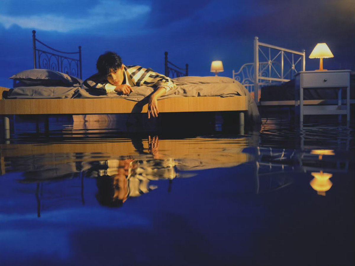 xiaofeixias_'s tweet photo. [INFO] 241119 — TEASER.   

《漂流》 - Drifting 
A la deriva  

#肖战 #샤오잔 #เซียวจ้าน #シャオ・ジャン #XiaoZhan
XIAO ZHAN WM PART 2 #XZWMPart2 #XiaoZhanWM1stAlbum https://t.co/v9lM8ItJYZ