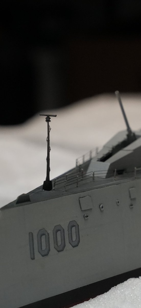 HsuSimpson's tweet image. 1/350 PLAN type 055 &amp; DDG-1000 close encounter diorama WIP,notice the 3D printed front pole of Zumwalt