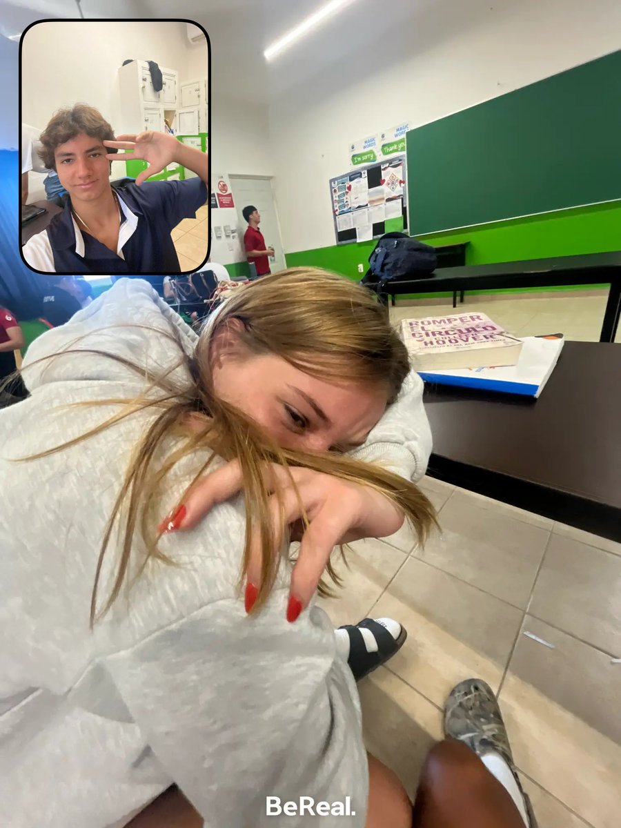 TATIAS10's tweet photo. Te extraño ❤️ https://t.co/s3QFuOqHCM