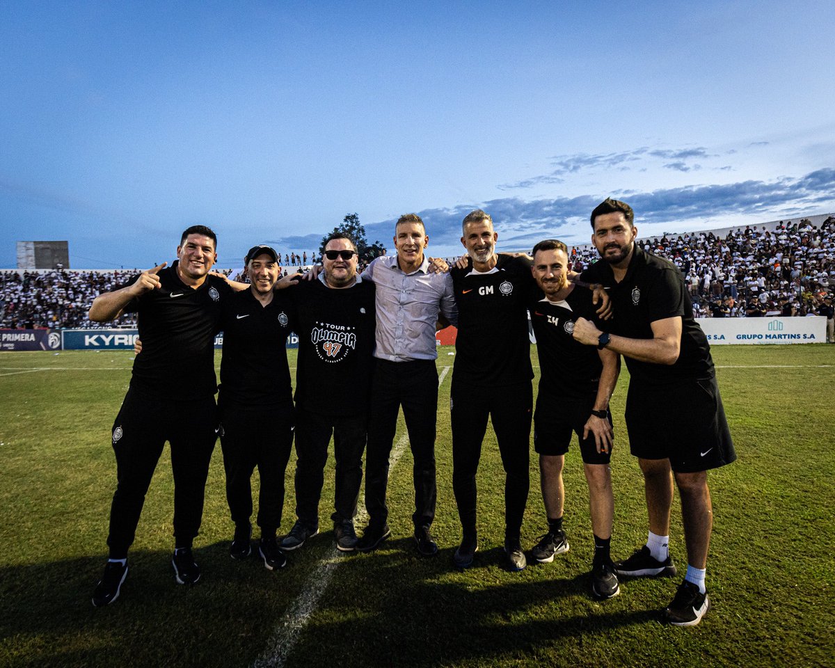 El Titán Martín y sus excelentes compañeros: Gastón, Dami, Nacho, Esteban y Francisco.

Profesionales con todas las letras, comprometidos con la Institución desde el primer momento y hermosas personas.

Gracias por el trabajo diario y por regalarnos #La47 ⭐️

¡A disfrutar,