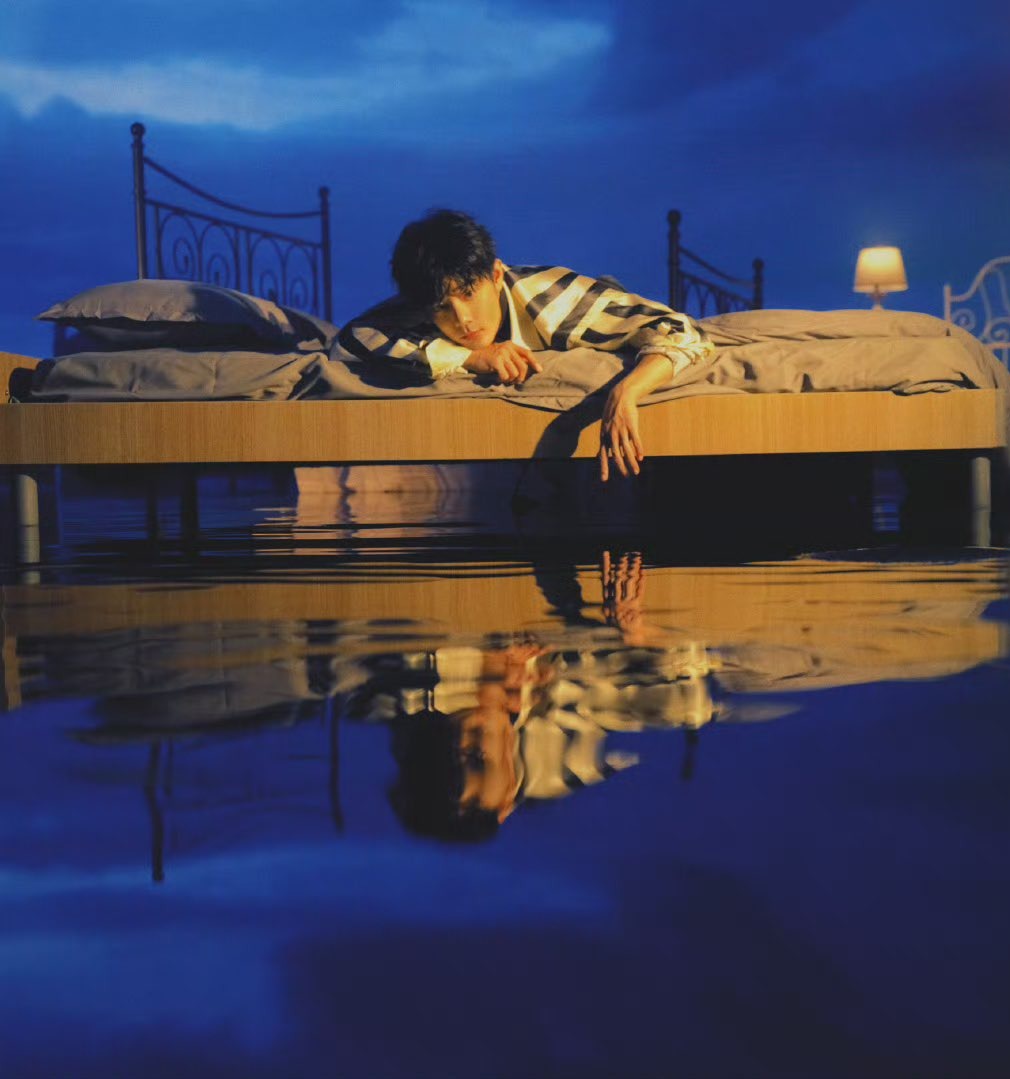 luvaurxra's tweet photo. No cabe duda que todas las canciones son una joya
Gracias Xiao Zhan por ésta obra de arte 🥺❤️❤️❤️
#XZWMPart2
#XiaoZhanWM1stAlbum https://t.co/6LlzkB1geh