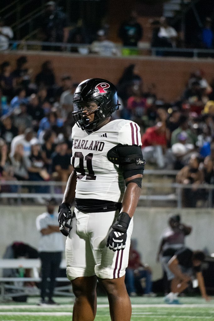 DeMarco Jenkins (@demarcojenkins_) on Twitter photo Playoff Round 1 Highlights
7 Tackles
3 Qb Pressures
1 Sack
First playoff game in the books‼️<a href="/OilerRecruiting/">Pearland Oilers Football Recruiting</a> <a href="/CoachGotte/">Coach Gotte</a> <a href="/Coach_Hartwick/">Coach Hartwick</a> <a href="/SavageDline/">Savage DLine Performance</a> <a href="/PlexAthlete/">Plex</a> <a href="/CoachCarter3/">#TrenchDawgsAcademy🪵🪓🧬</a> hudl.com/v/2QrS3t Playoff Round 1 Highlights
7 Tackles
3 Qb Pressures
1 Sack
First playoff game in the books‼️<a href="/OilerRecruiting/">Pearland Oilers Football Recruiting</a> <a href="/CoachGotte/">Coach Gotte</a> <a href="/Coach_Hartwick/">Coach Hartwick</a> <a href="/SavageDline/">Savage DLine Performance</a> <a href="/PlexAthlete/">Plex</a> <a href="/CoachCarter3/">#TrenchDawgsAcademy🪵🪓🧬</a> hudl.com/v/2QrS3t