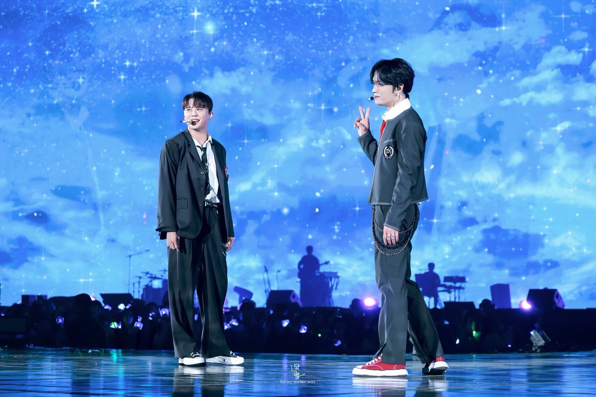datbyeol1226's tweet photo. 𝗝𝗫 𝟮𝟬𝟮𝟰 𝗖𝗢𝗡𝗖𝗘𝗥𝗧 [𝗜𝗗𝗘𝗡𝗧𝗜𝗧𝗬] 𝗶𝗻 𝗦𝗲𝗼𝘂𝗹   

어두워진 밤하늘을 떠나지 않는 별처럼
사랑이란 믿음으로 영원히 함께 하는 꿈

#JX #김재중 #영웅재중 #JJUN #김준수 #시아준수 #XIA
@bornfreeonekiss @Junsu_PALMTREE https://t.co/3WBWk2gmFl