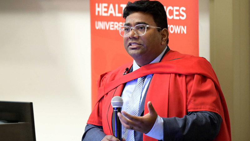 UCT_Research's tweet image. Prof @SudeshSivarasu, @UCTMedTech director &amp;amp; @dstigovza \ @NRF_News SARChI Chair in Biomedical Engineering, delivered a captivating #UCTInauguralLecture on his groundbreaking work creating medical devices tailored to Africa’s unique healthcare needs: bit.ly/4fKOEdK.