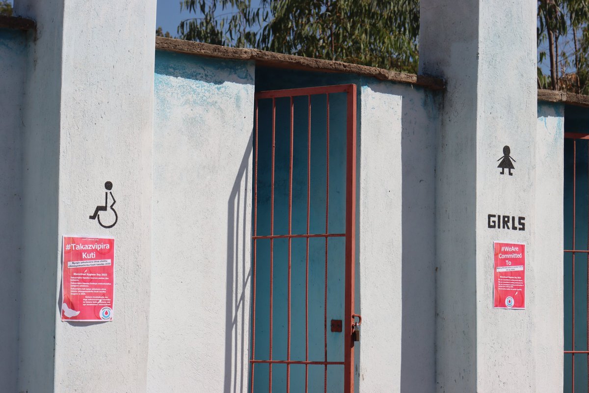 Toilets mean peace, protection &amp; progress!
On #WorldToiletDay, we celebrate toilets as safe spaces for everyone; barriers against health risks; &amp; contributors to sanitation as a human right. We're proud to work with the🇿🇼 government &amp; partners in delivering this facility.