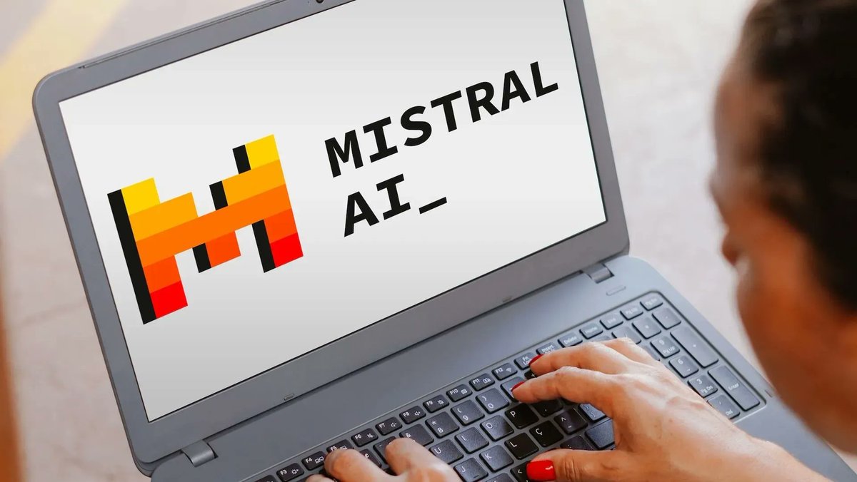 itsocial_fr's tweet image. .@outscale_fr intègre les modèles d’#IAgénérative #Mistral small et #Codestral
itsocial.fr/intelligence-a…