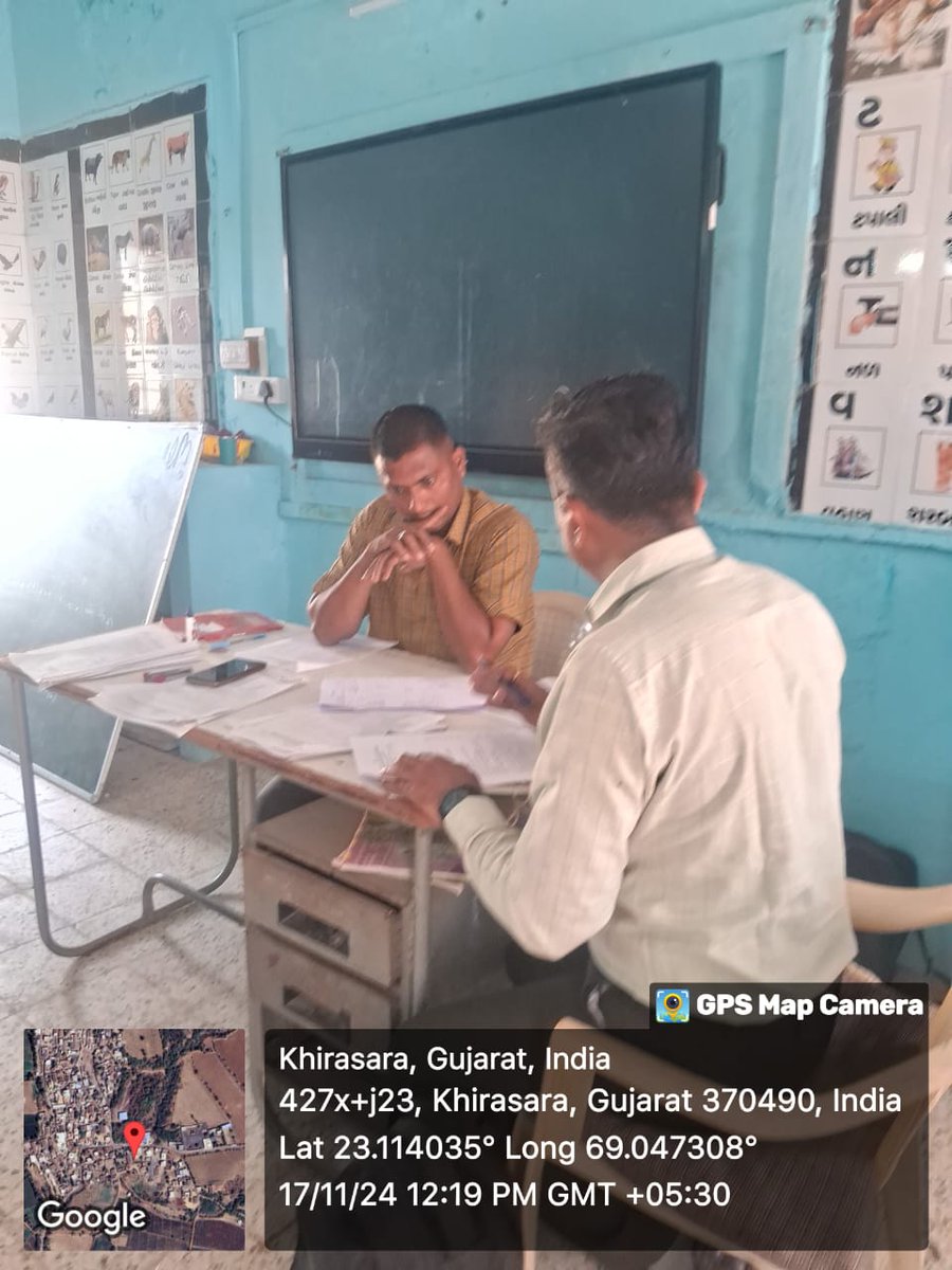 ૦૧-અબડાસા વિધાનસભા મતવિસ્તાર અબડાસા તાલુકાના વિવિધ મતદાન મથકો પર મદદનીશ મતદાર નોધણી અધિકારી,કલસ્ટરશ્રી ધ્વારા ખાસ સક્ષિપ્ત સુધારણા-૨૦૨૫ અંતર્ગત ખાસ ઝુબેસના દિવસે મુલાકાત કરવામાંં આવી.