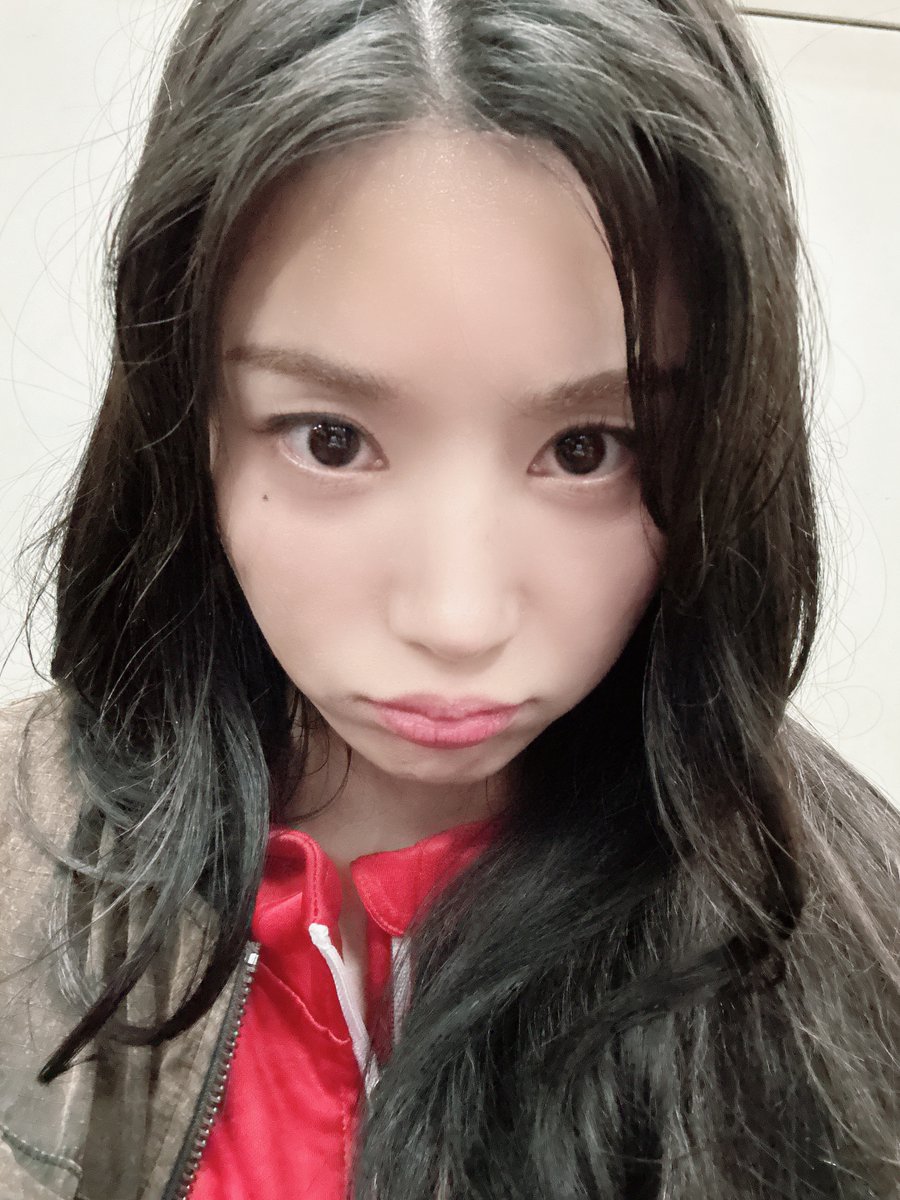 [💡] #루비 여러분!
#은비 가 출연하는 
#Netflix #좀비버스2 가 공개되었습니다.

대장토끼 은뱌가 다 이김!🐰
오직 넷플릭스에서🧟

#권은비 #KWONEUNBI
#좀비버스_뉴블러드