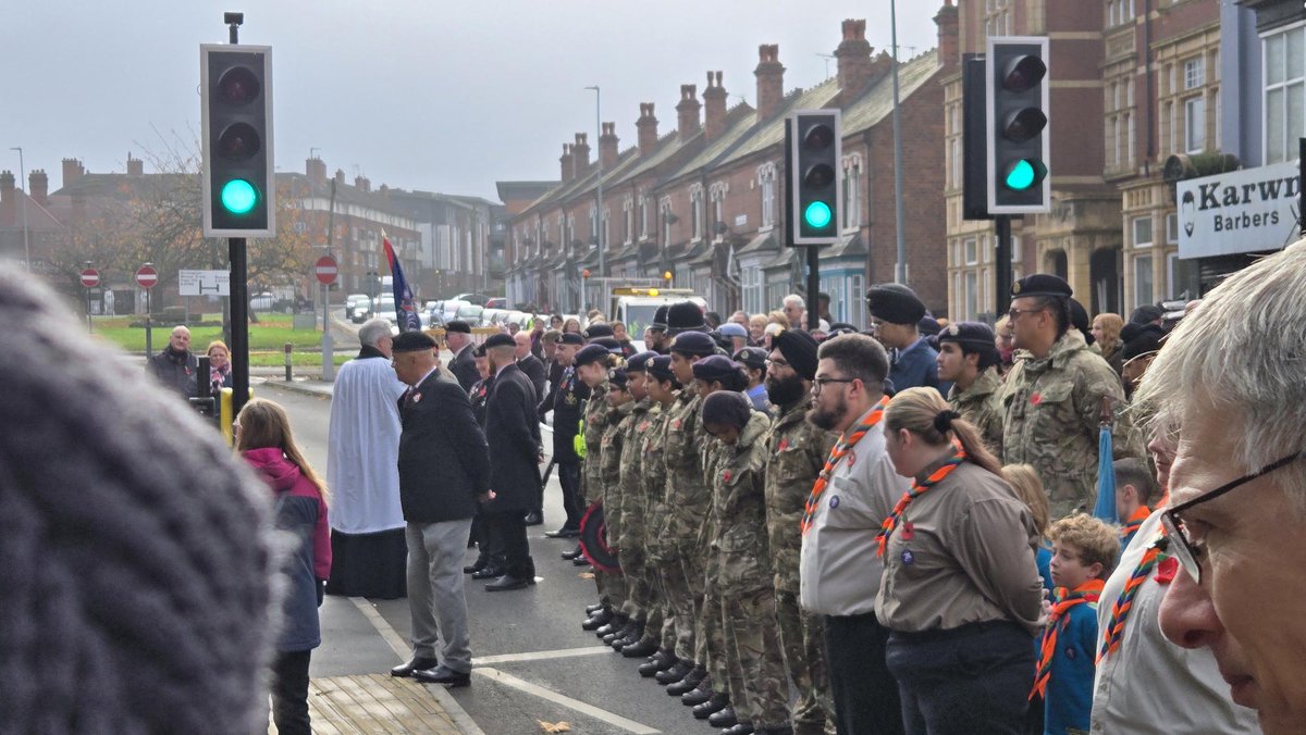 HollyLodge_B67's tweet photo. Following #Remembrance events, our @HollyLodgeCCF staff delivered a memorable 3 days of activities.  Thanks goes out to J. Simpson (RAF), Z. Evans (Army) and W. Garrison (Army) for the enabling and empowering our CCF students to make such a valuable contribution to events. https://t.co/50Snyj9Yvr