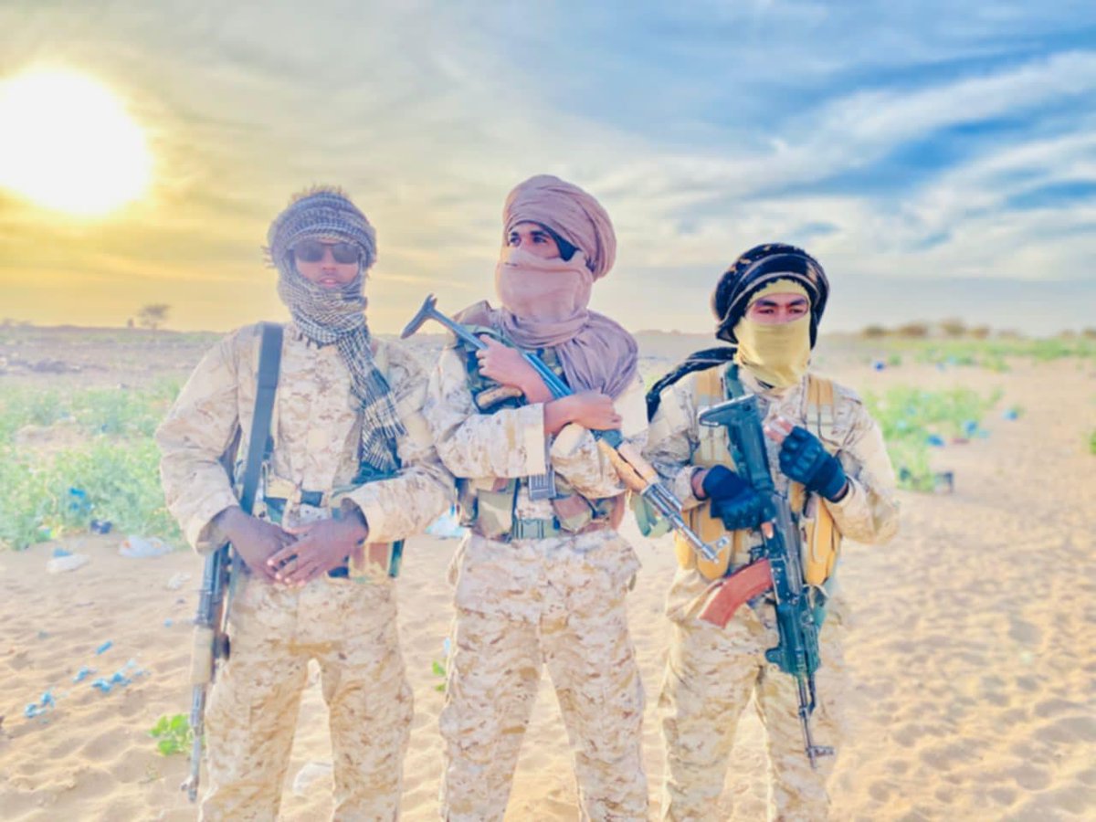 azawadliberty's tweet image. #AzawadLibre #Soldats #Solidarité #DroitsDeLHomme
#FreeAzawad ✌️🌍