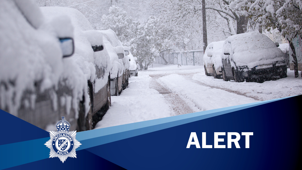 Most of the county has woken to snow, and our Force Control Room has received multiple calls of weather-related collisions. If you are venturing out, please make sure you've cleared your vehicle of all snow before setting off, and drive to the conditions to get there safely.