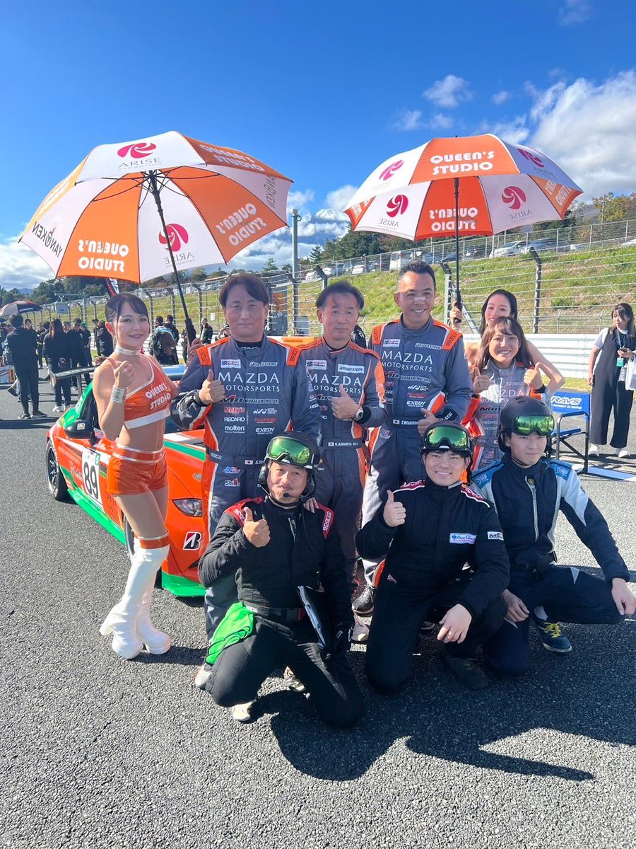 muramo_roadster's tweet photo. ２０２５年度スーパー耐久にNDロードスターで参戦ドライバー募集します

二台体制で参戦予定ですので人数は若干名です
ロードスターでレースをされてる方、これから上のカテゴリーで
活躍したい方どの受け皿になれたらと考えてます。
書類選考後に実車乗車してオーディションとなります。

参加資格
開幕戦までに国内Cライセンスが取得可能な方。
スーパー耐久に参加の技量がある方。年間エントリー出来る方を優先して複数回参加出来る方

※参加費用は予算を人数割りですので無料で乗せると言う企画ではありません。

希望者は下記のメール宛てに
自己紹介レース戦績等を送ってください。
コメント欄に記入は返事しません
書類選考後に返信させて頂きます。

2025年度スーパー耐久ドライバー希望
メールアドレス
info@murakami-m.jp
村上モータース
村上博幸宛
愛媛県松山市安城寺91-5

#マツダ
#MAZDA
#マツダロードスター
#NAロードスター
#nbロードスター
#NCロードスター
#NDロードスター
#MAZDAROADSTER買取り
#マツダロードスター買取り
#ユーノスロードスタースター買取
#NAロードスター買取り
#NBロードスター買取り
#NCロードスター買取り
#NDロードスター買取り
#ロードスターレストア
#マツダロードスター専門店
#スーパー耐久シリーズ