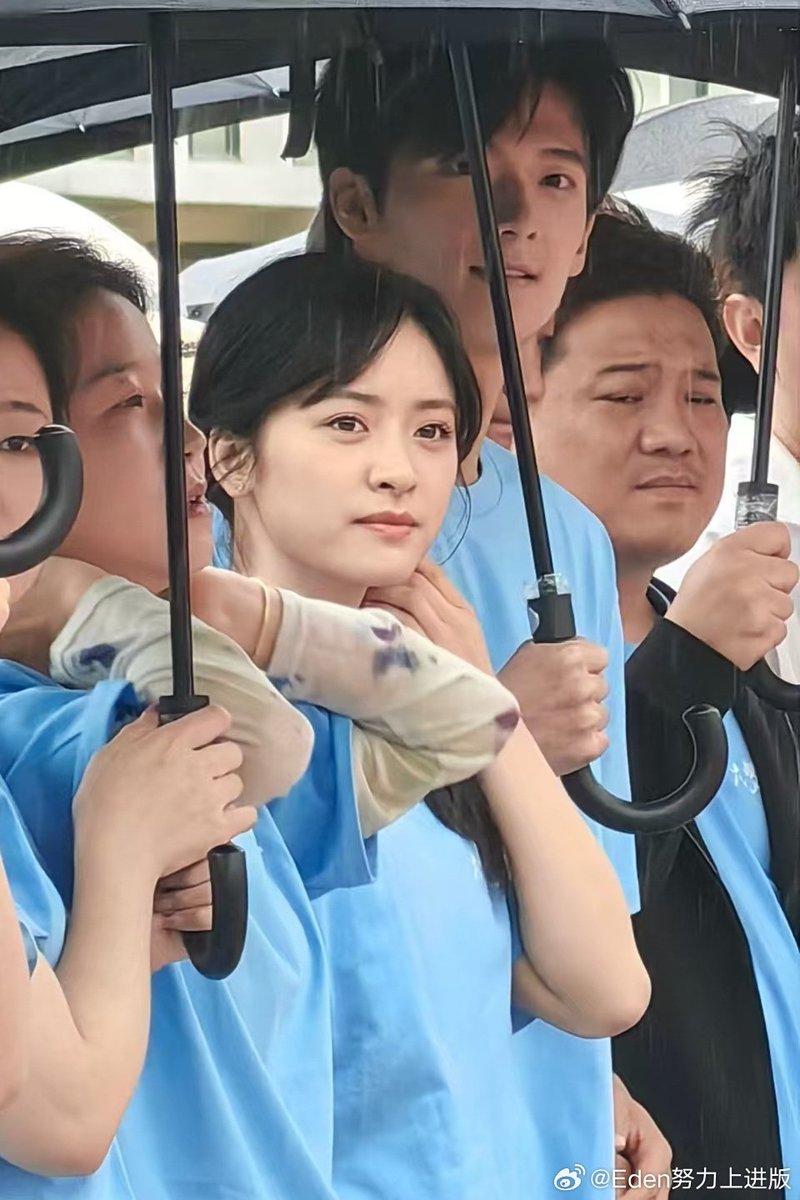 JSingh36836's tweet image. ShenYue start filming her new drama ""The great dreamer""
Booting ceremony at Nanyang College in Xiamen ☁️💫💛🌙
Can't wait to meet you Xia Xia & Xie Huai🤩
#ShenYue #WuHankun
#TheGreatDreamer