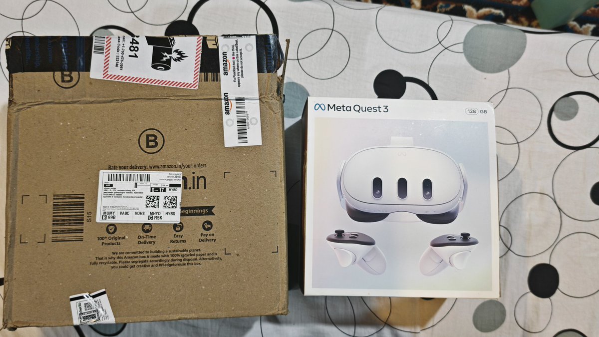 vikramgvikky's tweet photo. @AmazonHelp I received the wrong order (Order ID: 407-3233989-2861130) for the Quest 3. Instead of the 512GB model, I received the 128GB version and product package seal in open condition. Investigation not done properly and concluded no replacement. Kindly replace or refund. https://t.co/upgeXtbuxC