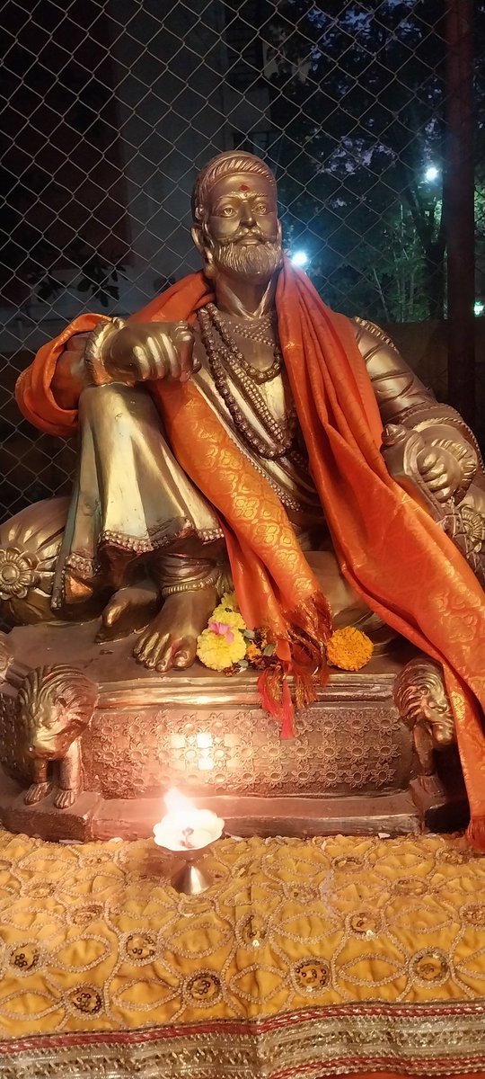 niveditapurohit's tweet photo. छत्रपति शिवाजी महाराज की जय 🚩🚩🚩🚩
महाराजांचे विचार
तोच देवेंद्रजींचा आचार
शिवाजी महाराजांचा मावळा
@Dev_Fadnavis जी 🥰🚩
#Team__Devendra https://t.co/fXFCRaiVvt