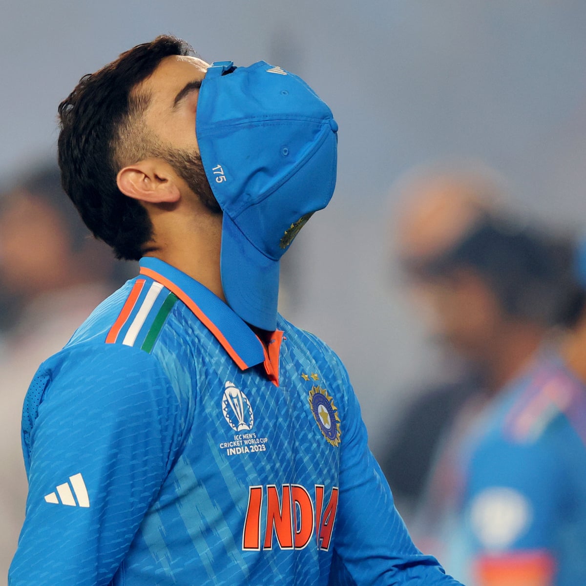 pratyush_no7's tweet image. 𝐓𝐇𝐄𝐒𝐄 𝐏𝐈𝐂𝐒 𝐒𝐓𝐈𝐋𝐋 𝐇𝐀𝐔𝐍𝐓 𝐌𝐄.. 💔

#INDvsAUS #worldcupfinal2023