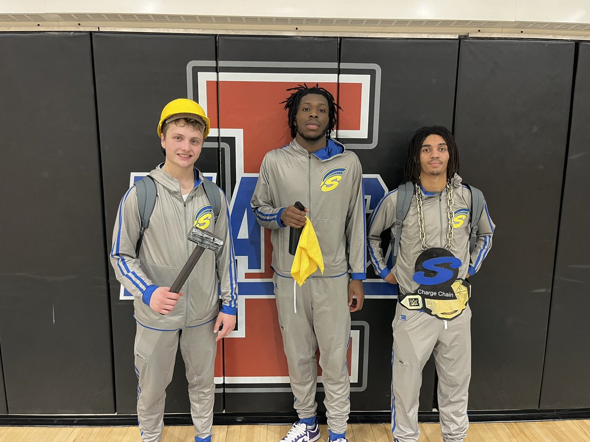 Spartan Award winners in win tonight over Itasca. 
Foday takes home the Windex Award.
Dwayne takes home the Charge Chain and X-Factor Award. 
Braylon takes home the Hard Hat Award. 
Well done ! Good job!