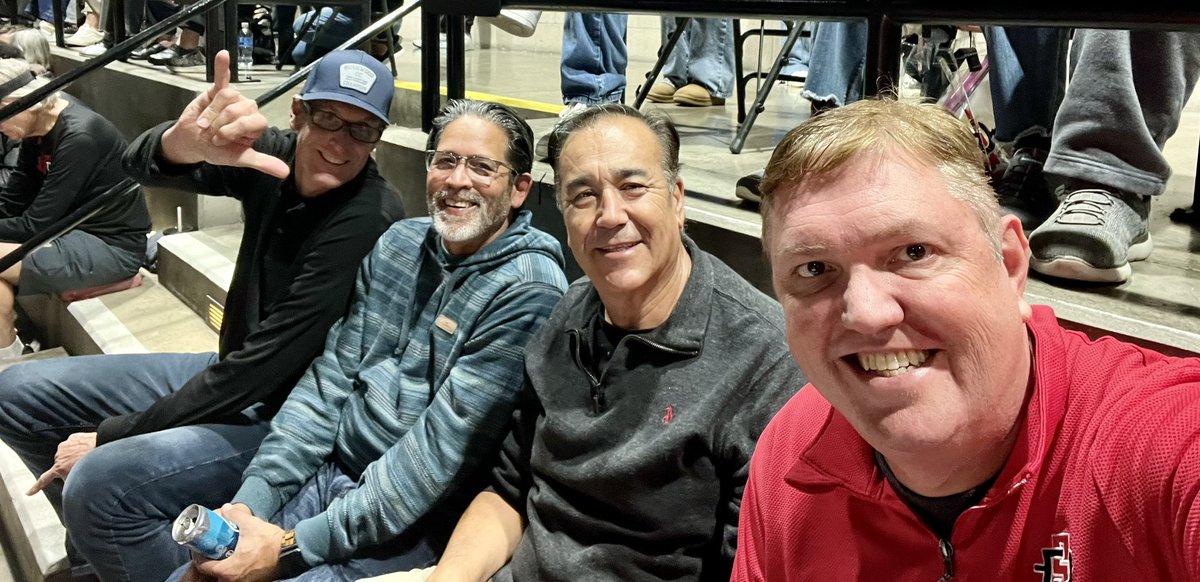 drshuman's tweet photo. #GoAztecs https://t.co/8KqJtuZmOn