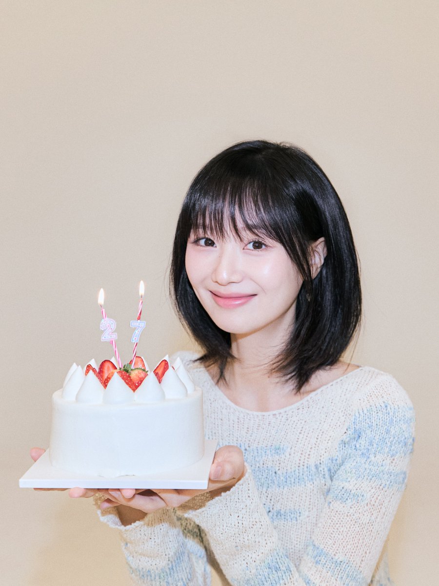 2024년, 수정이의 생일에 함께해 주어 감사해요 🎂🩵

#류수정 #RyuSujeong 
#HouseofDreams #하우스오브드림스