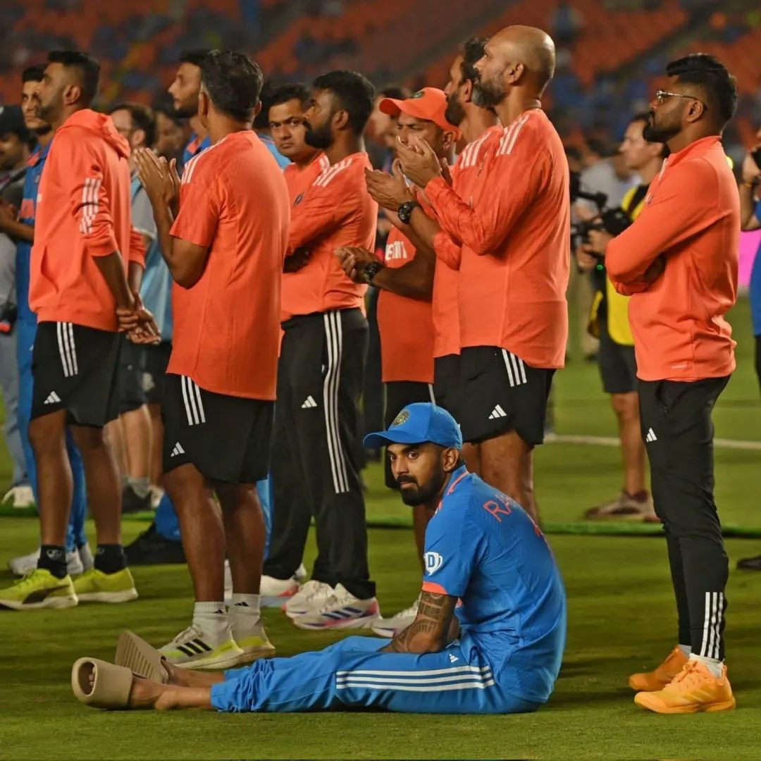 im_nitesh26's tweet image. Picture says it all 🥺💔 
#WorldCupFinal2023 

#KLRahul || #ViratKohli || #AUSvsIND