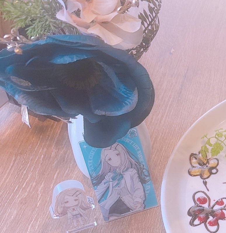 ひと足早く広ちゃんの祭壇撮ってきました🤍プレートの詳細リクエストしてなかったのにめちゃくちゃ広ちゃんぽくてうれしかった🥹