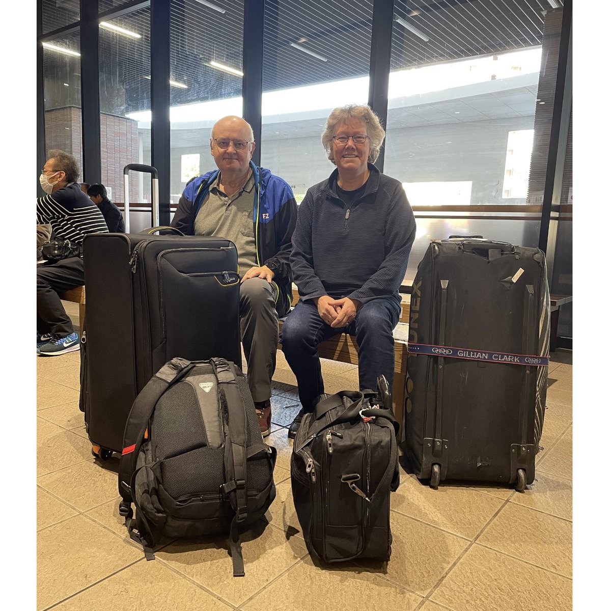 OmaGillClark's tweet photo. Commentary team on the move after a good week in Kumamoto.

Train from Kumamoto to Fukuoka. Flight from Fukuoka to Hong Kong, and a car from Hong Kong to Shenzhen.

Congratulations to all the finalists last week at the #KumamotoMasters2024, but especially to the 2 singles winners.

⏺️ By winning the women’s singles (WS) title Akane Yamaguchi @akane_yamaguchi_ equalled the total 25 Superseries (SS), Grand Prix Gold (GPG) and #WorldTour (WT) titles won by Wang Yihan. But as Yamaguchi has contested more finals (38) than Wang Yihan (36), Akane moves to second on the all-time WS list behind Tai Tzu Ying who has won a staggering 32 titles from 51 finals during the SS/GPG/WT era.

⏺️ Li Shi Feng became the 15th different men’s singles winner in the last 15 #HSBCBWFWorldTour events (300 and above), which shows wonderful diversity in the MS discipline.
… and you’ve got to love the trademark aerial cartwheel celebration.

Looking forward to another good week here in Shenzhen where the qualifiers for the #WTFinals will be determined.

#GillsFunFacts

📷@badmintonphoto
#BWFWorldTour #HSBCSport