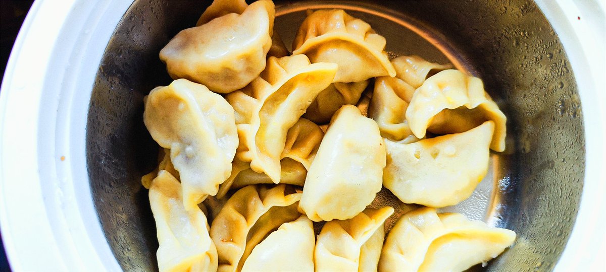 TshetenDesigns's tweet photo. Today I'm eating Wonton for real๐งโ๐ณ๐ฅ๐ฅ๐งโ๐จ๐๏ธ๐ : Homemade Wonton ๐ฅ
Eat eat repeat! โ
@MasterCheforg @WONTONorg @Cryptochef76 @Micheal3205
#wonton #homemadewonton #dumpling #lfc #LFCFam #wontonfam #fastfood #foodies #eat https://t.co/6NIKoIPeWd