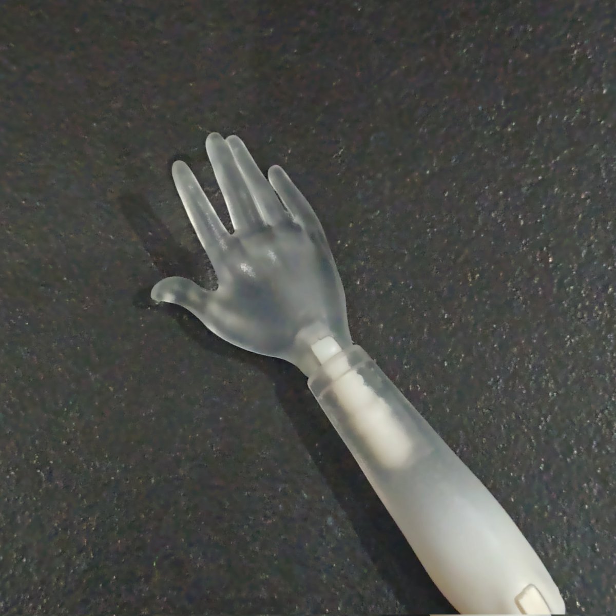 rosettasparkle's tweet image. I'm lowkey getting tan