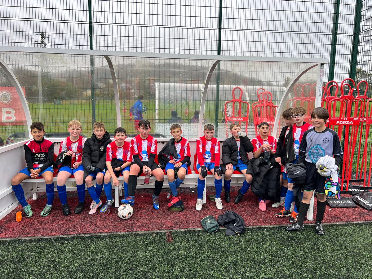 U13 Coyotes with a 1-1 draw against a team that beat them 7-1 in the cup last year. The improvement from then did not go unnoticed by Tod’s coaches who felt their team was lucky to get a point today. 

Well done Coyotes super proud of your hard work and attitude.