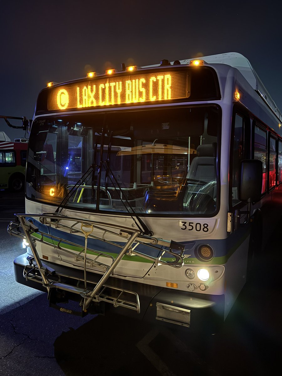 getjer's tweet image. “New” buses added to the fleet, signs programmed and ready for service. Simi Valley Transit with Hanover, Napa Vine with TwinVision, Phoenix and Cincinnati with Luminator.