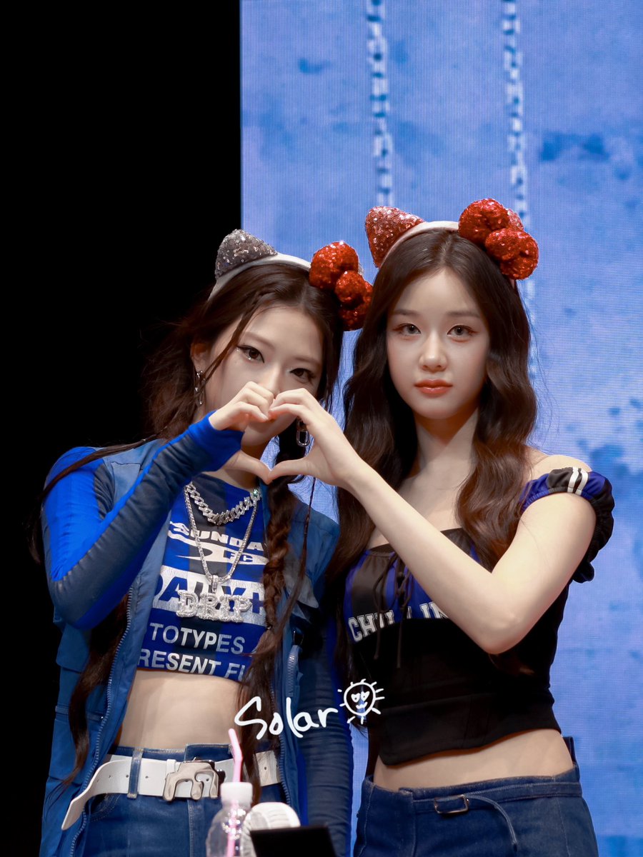 20241116 WEVERSE FANSIGN EVENT ルカちゃんとパリタちゃんのコンビが