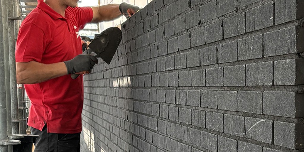 The first CO2-negative brick absorbs carbon permanently during the production process. It has just been specified for its first green project [AD] @vandersanden
#rjproducts #bricks #netzero #carbonneutral #sustainability
ow.ly/HsMP50TY5FH