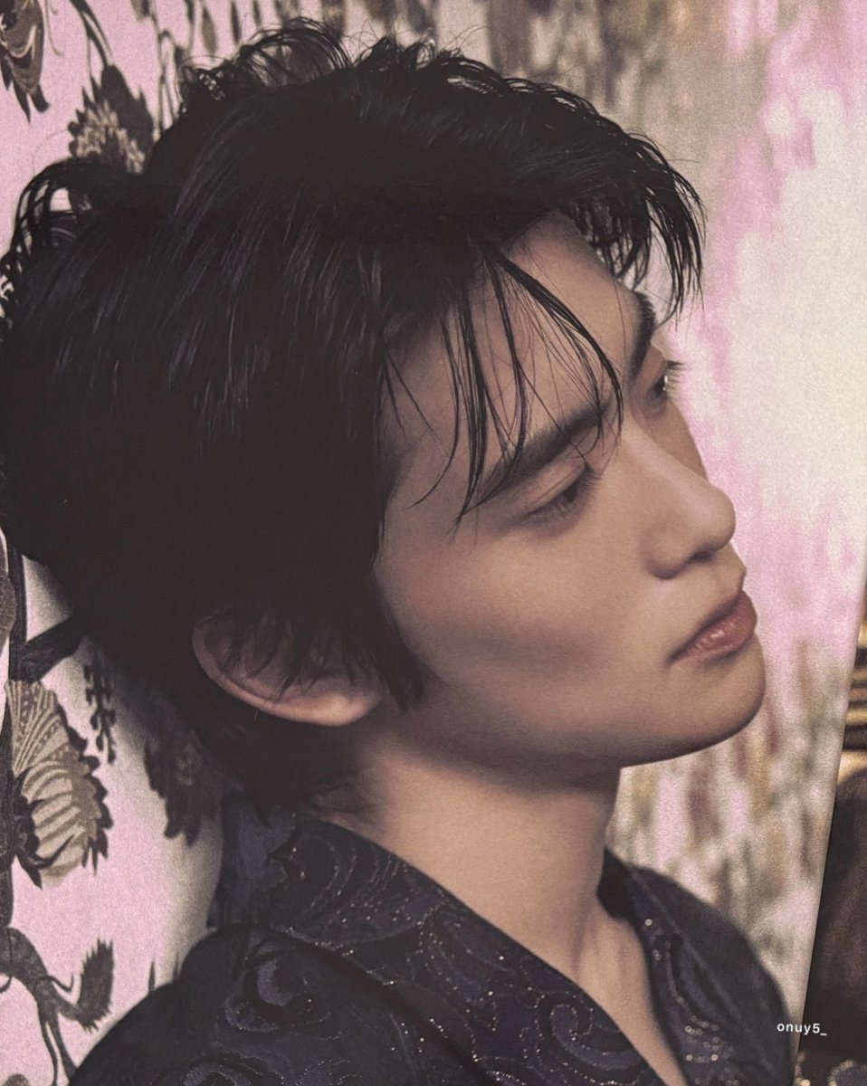 jthealbum's tweet photo. suffering from a severe case of pretty face syndrome https://t.co/2CzkwLscS5