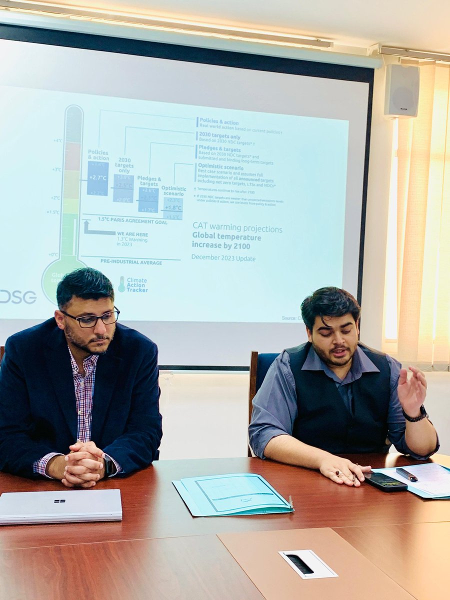 fass_air's tweet image. Engaging lecture on #SolarRadiationManagement by Mr. Hassan Sipra (@sgdeliberation) on intersections of #SolarGeoengineering governance &amp;amp; UN #EnvironmentAssembly as part of the #SolarRadiationModification #simulation being held next week.💡

 #policy #ClimateScience #UNEA"