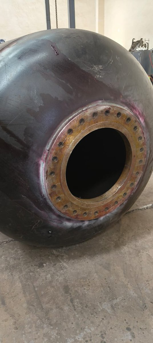 Typically, manhole cover sizes range from 300mm x 300mm to 1200mm x 1200mm and are either square, rectangular, or round.
#lpgtanks #pressurevessel #asme #storage #steel #oilandgas #africa #eastafrica #kenya #uganda #tanzania #rwanda #burundi #southsudan #drcongo