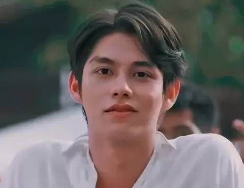 HabisNontonFilm's tweet photo. Who misses his Sarawat era? 🖐 https://t.co/1vhoIPV25V