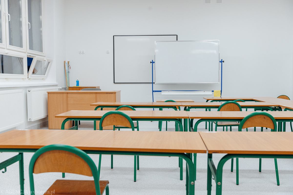 MEN chce poprawić frekwencję uczniów. Rodzice: Powinno zacząć się od zmian w szkołach
katowice.wyborcza.pl/katowice/7,350…