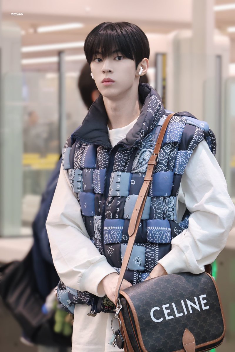 𝙍𝙐𝙉 𝙍𝙐𝙉 tweet media