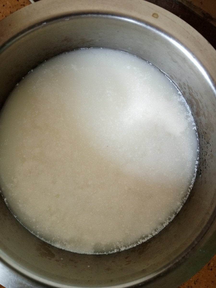 MasinyaKennedy's tweet photo. @naivas_kenya I bought this milk yesterday at your Kisumu branch along kakamega road. Why are you selling expired products? #Tuzo milk https://t.co/aoBQ6MCLAk