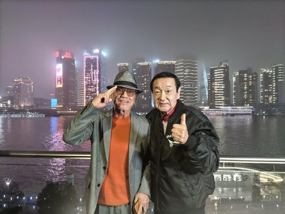 国際飯店ロビーと外灘（band地区）