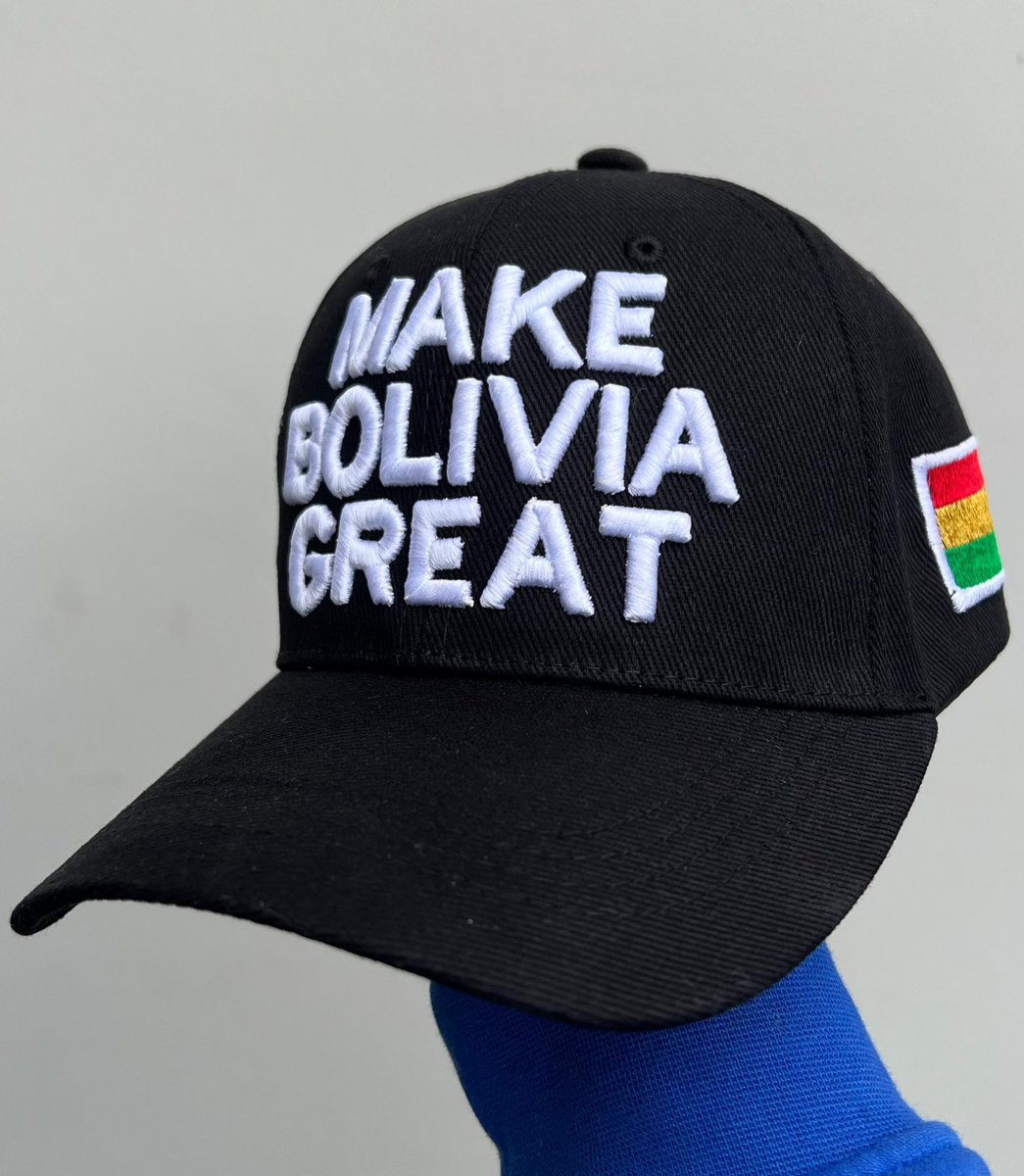 marceloclaure's tweet photo. La gente me sigue mandando sus gorras y sus diseños. Gracias! Todos queremos lo mismo. 🇧🇴 https://t.co/xPJZXWWeJz