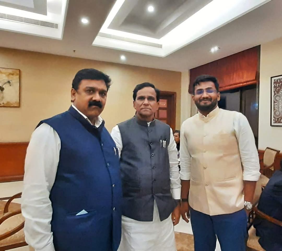 Dr.Govind Bhatane (@govindbhatane) on Twitter photo राज्यसभा खासदार मा.श्री.डॉ अजित जी गोपछडे साहेब आपणास वाढदिवसाच्या हार्दिक शुभेच्छा 💐🎂
<a href="/Drajeetgopchade/">Dr Ajeet Gopchade</a>
<a href="/RajyaSabha/">Rajya Sabha</a> <a href="/Rajjyadav39/">Raj Yadav 🇮🇳</a> <a href="/BJP4Maharashtra/">भाजपा महाराष्ट्र</a> <a href="/Dev_Fadnavis/">Devendra Fadnavis</a> <a href="/Team__Devendra/">Team Devendra</a> राज्यसभा खासदार मा.श्री.डॉ अजित जी गोपछडे साहेब आपणास वाढदिवसाच्या हार्दिक शुभेच्छा 💐🎂
<a href="/Drajeetgopchade/">Dr Ajeet Gopchade</a>
<a href="/RajyaSabha/">Rajya Sabha</a> <a href="/Rajjyadav39/">Raj Yadav 🇮🇳</a> <a href="/BJP4Maharashtra/">भाजपा महाराष्ट्र</a> <a href="/Dev_Fadnavis/">Devendra Fadnavis</a> <a href="/Team__Devendra/">Team Devendra</a>
