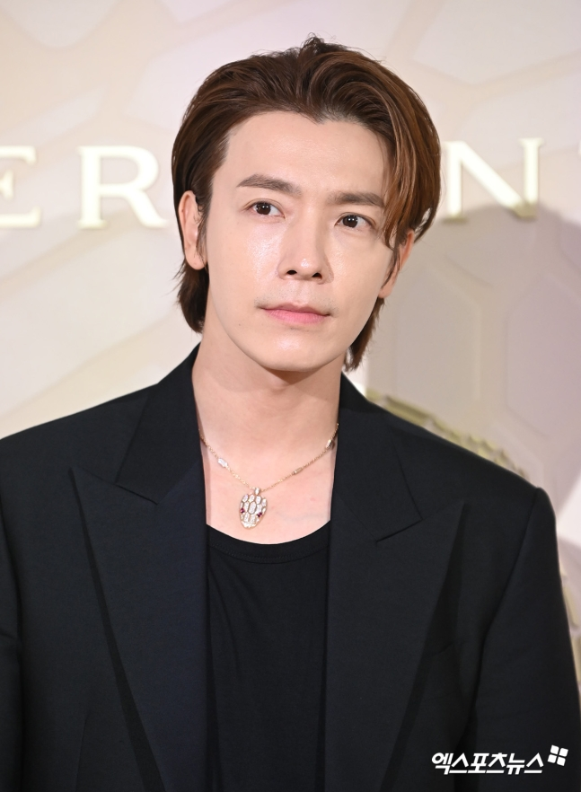 tang__kira's tweet photo. Donghae (Super Junior) dikabarkan membeli gedung senilai 12 miliar Won (136,5 miliar Rupiah) di Seongsu-dong, Seoul.

Dilansir Herald Economy, Donghae membeli gedung dengan 5 lantai (4 lantai + 1 basement) ini di bulan April 2024.
https://t.co/VAc3QUUGKk https://t.co/rsOcYa7iNN