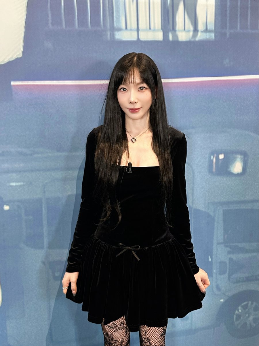 📢 NETFLIX <좀비버스: 뉴 블러드> #태연

⏰ 오늘 오후 5시 공개
🔗 youtu.be/rzKDpK70Vys?si…

#태연 #TAEYEON
#소녀시대 #GirlsGeneration
#NETFLIX #좀비버스_뉴블러드 #Zombieverse_NewBlood