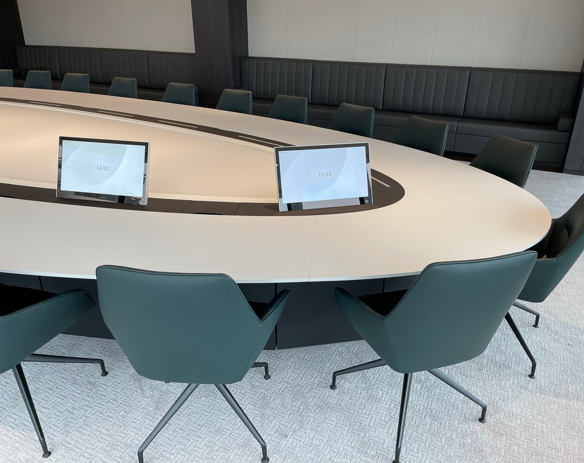 Our project for the new SMBC HQ in London, featured a remarkable 32-seat boardroom table made from quartz and Fenix, with automated rise and fall screens and integrated OPM Soft Lift connectivity pods. 

Interior design: <a href="/tpbennettllp/">tp bennett</a>