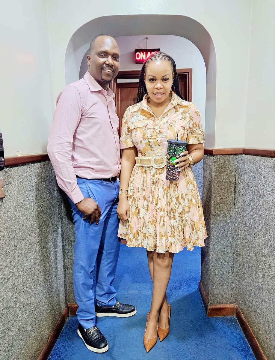 kameme101's tweet image. Are you Ready For Magecha Ma Muturire na Dr. Bishop JJ Gitahi?
Good Morning! Time for #Canjamuka Terrific Tuesday na Team kubwa Mother Hen Muthoni AKA Baby Top na Tea Master CHEF Gathemba. Uracanjamuka uri mwena uriku? SMS 20014
