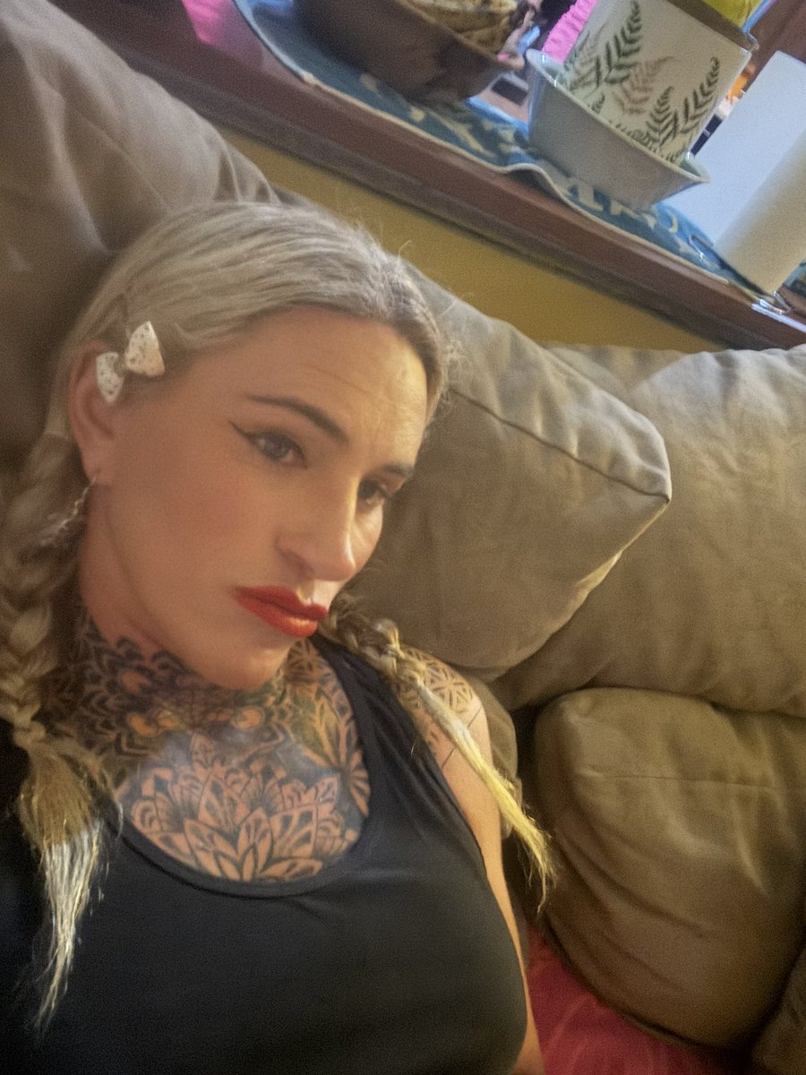 Mistress__SJ's tweet photo. I promise you won��t be disappointed with the fun and games I line to play. 💋💋
I’m a kink friendly gothic femdom that has the ability to switch and become your dream girl from next door.

https://t.co/I8FiC5BJcY https://t.co/MnAAKA9jZp